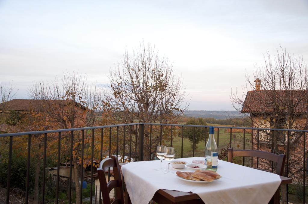 Agriturismo Il Vecchio Portico Francavilla Bisio Екстериор снимка