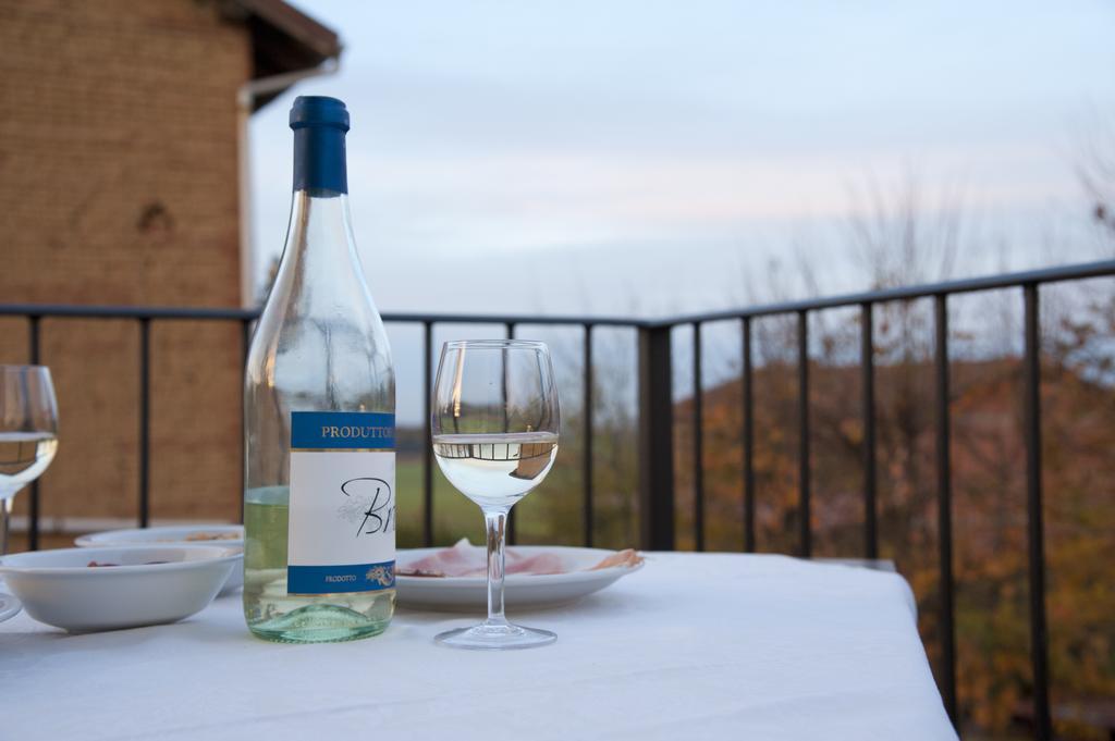 Agriturismo Il Vecchio Portico Francavilla Bisio Екстериор снимка